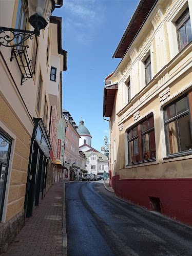 Opinii despre Hotel Zum Kirchenwirt în Mariazell - Gastronomie und Hotellerie