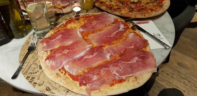 L'Osteria Wien Grinzing - Gastronomie und Hotellerie