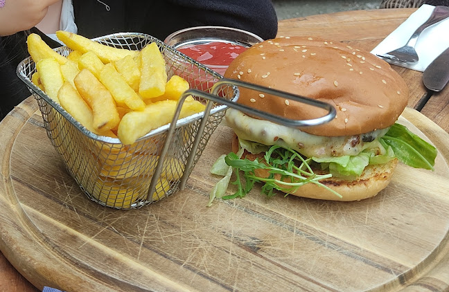 Schutzhaus Meidling - Gastronomie und Hotellerie