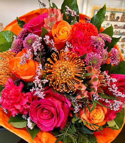 Opinii despre Blumen Helga în Wien - Gastronomie und Hotellerie