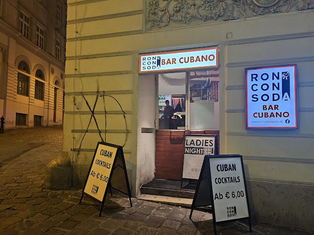 Ron Con Soda - Bar Cubano