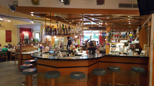 Opinii despre Tamaras Restaurant Edelbrände & Apartment în Villach - Gastronomie und Hotellerie