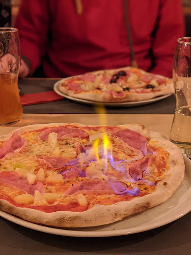 Opinii despre Pizzeria Rustica în Kaunertal - Gastronomie und Hotellerie
