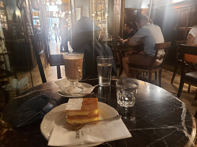 Comentarii opinii despre Café Demel