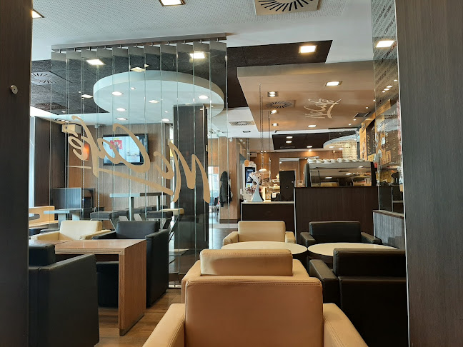 Triesterstr. / Friedr, Schwarzottstraße 71, 2620 Neunkirchen