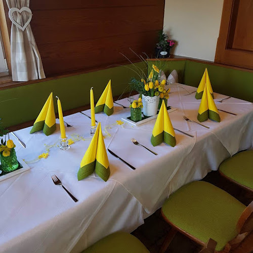 Montag und Dienstag Ruhetag, Reuttener Str. 12, 6600 Pflach