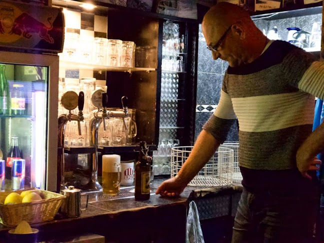 Opinii despre Benzin & Groove în Wien - Gastronomie und Hotellerie