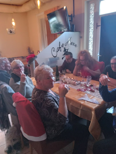 Opinii despre Café Hexe ( Blaues Haus), Leoben Seegraben în Judendorf - Gastronomie und Hotellerie