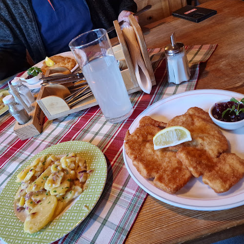 Opinii despre Steyersberger Schwaig în Kirchberg am Wechsel - Gastronomie und Hotellerie