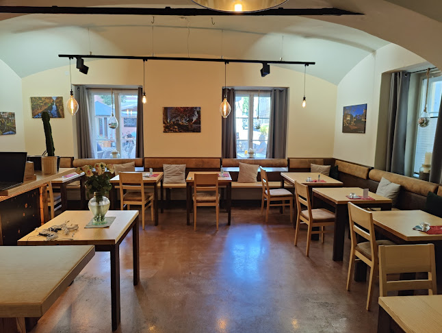 Panima - Gastronomie und Hotellerie