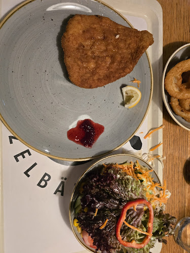 Opinii despre Schnitzel-Bär Hohenems în Hohenems - Gastronomie und Hotellerie