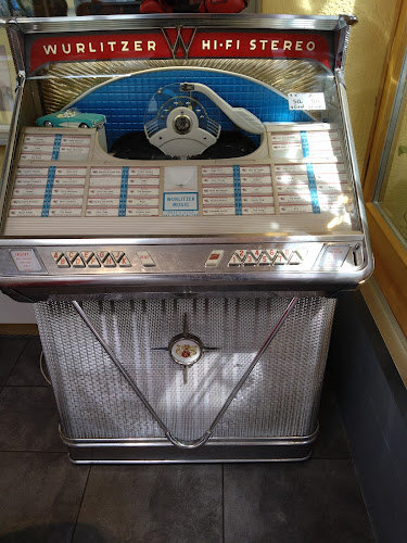 Comentarii opinii despre Café Konditorei Stockhammer