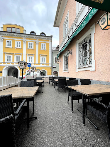 Comentarii opinii despre Glust Kuchl