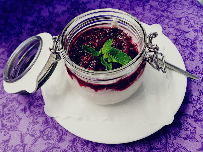 Comentarii opinii despre UNI.WIRT.