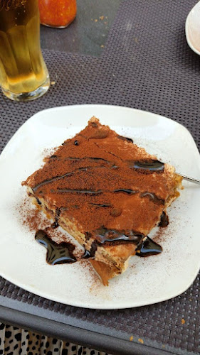 Opinii despre Da Rocco în Weer - Gastronomie und Hotellerie