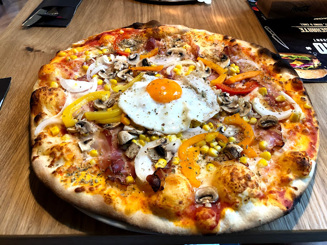 ROKO Restaurant - Gastronomie und Hotellerie