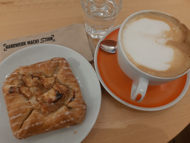 Comentarii opinii despre Szihn Bäckerei Südstadtzentrum