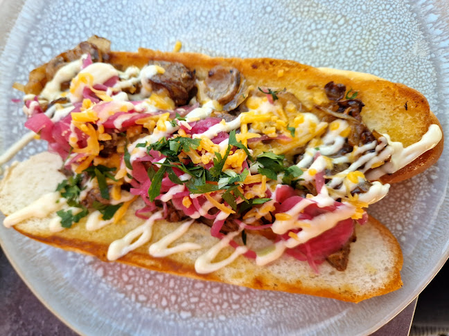 The Hungry Heart - Bar & Restaurant