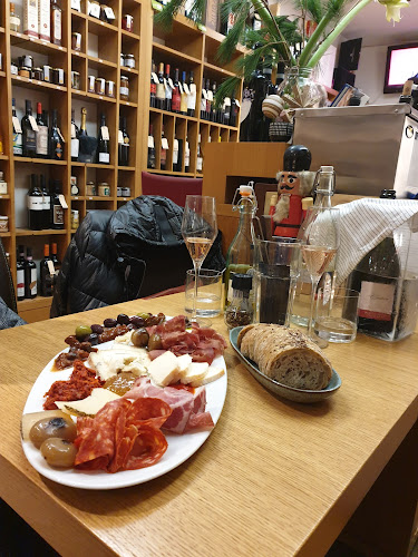 Comentarii opinii despre BENGODI Wein.Genuss.Kulinarik.