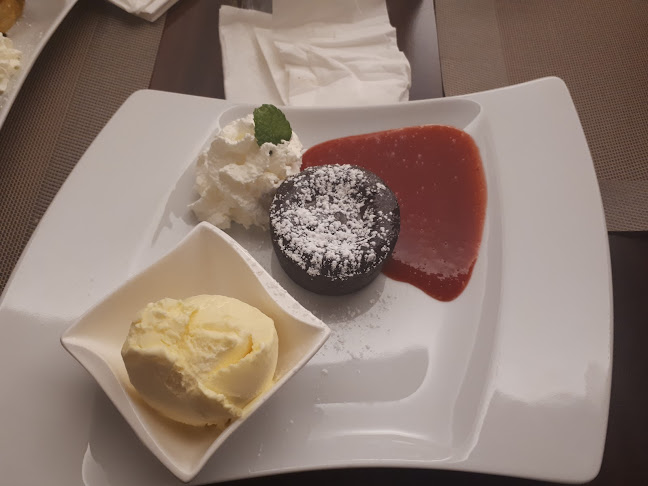 Autodiele Pizza und Grillhaus - Gastronomie und Hotellerie