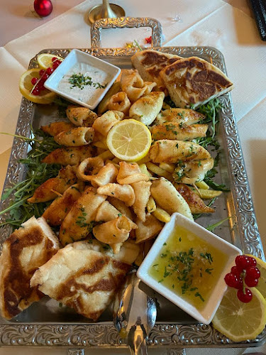 Restaurant-Kanonenhof Alpe-Adria-Balkan-Spezialitäten Inhaber Fam. Jasarevic, Landesstraße 1, 9073 Lambichl