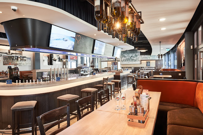 Frankie's Restaurant Bar & Café