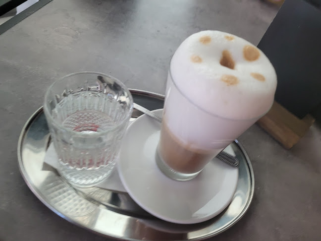 Comentarii opinii despre Moccino Café