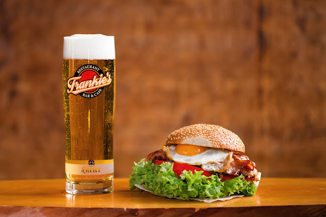 Frankie's Restaurant Bar & Café