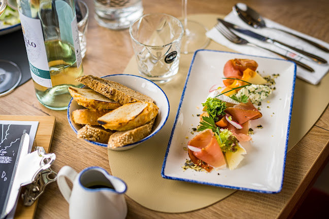 Opinii despre The Y - Bar und Bistro în Steyr - Gastronomie und Hotellerie