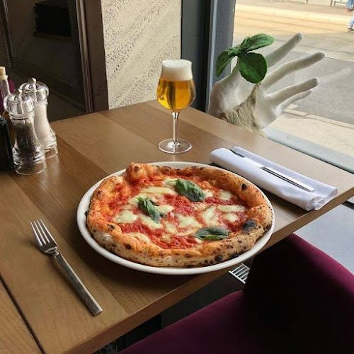 Opinii despre Il Basilico în Wien - Gastronomie und Hotellerie