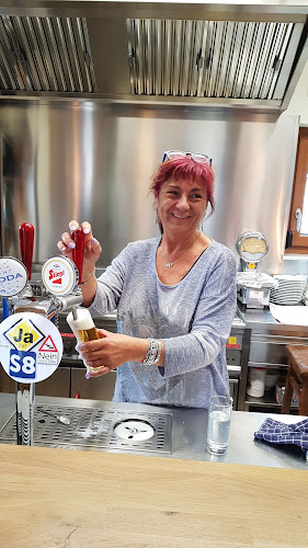 Comentarii opinii despre Bierbrezel Wach Andrea