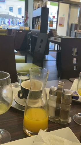 Opinii despre Herwig Gasser "Süßes vom Feinsten" 2500 Baden în Baden - Gastronomie und Hotellerie