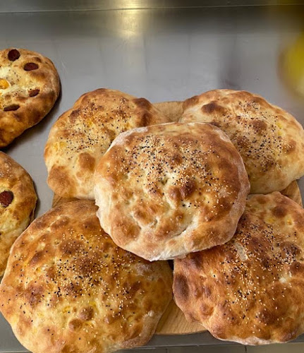 Comentarii opinii despre Bäckerei Gazi Pizza & Burek