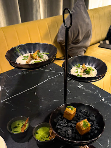 Comentarii opinii despre Apron