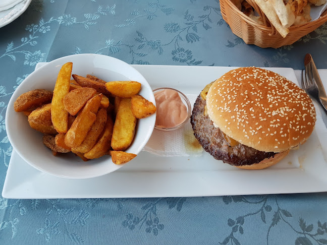 Opinii despre Cafe Restaurant Reichmann în Seelach - Gastronomie und Hotellerie