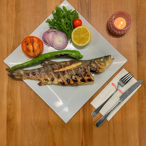 Comentarii opinii despre Flamingo Marina Kuchelau