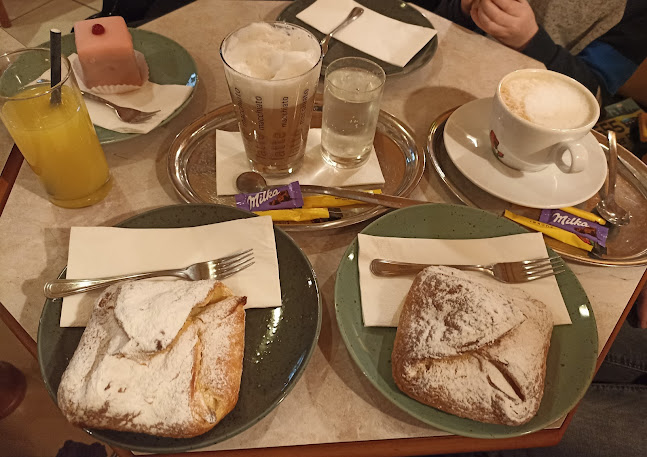 Comentarii opinii despre Bäckerei Konditorei Angenbauer e.U.