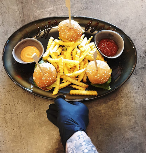 Opinii despre Gasthaus Esswerk by Hirschenwirt St. Johann im Pongau în St. Johann im Pongau - Gastronomie und Hotellerie