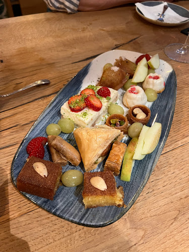 Opinii despre Elissar - Lebanese cuisine în Wien - Gastronomie und Hotellerie