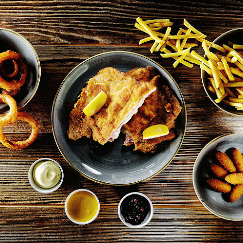 Opinii despre Schnitzel-Bär Hohenems în Hohenems - Gastronomie und Hotellerie