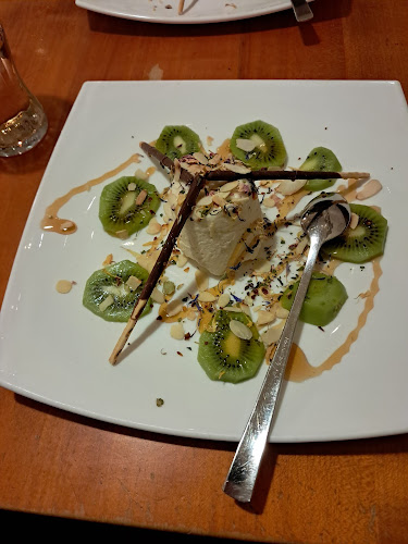 Opinii despre Pizza Crocodiles în Innsbruck - Gastronomie und Hotellerie