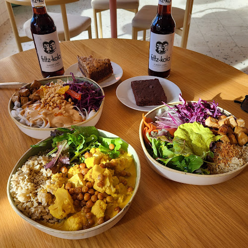 Comentarii opinii despre Tolstoy - Plant-Based Eatery