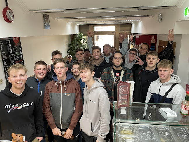 Lara'M Pizza & Kebap - Gastronomie und Hotellerie