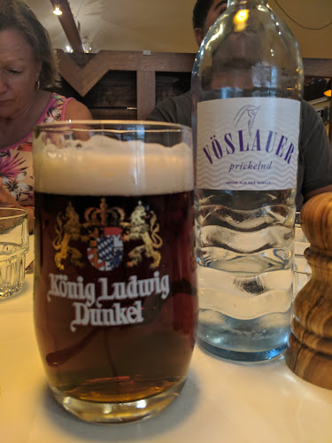 Opinii despre Wirtshaus Elefant în Salzburg - Gastronomie und Hotellerie