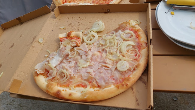 Pizzeria Halil - Gastronomie und Hotellerie