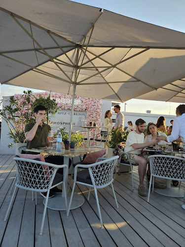 Atmosphere Rooftop Bar - Wien