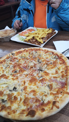 Opinii despre Pizzeria Al Capone în Marchtrenk - Gastronomie und Hotellerie