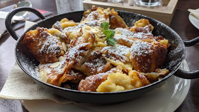 Opinii despre Gugg-Lounge în Braunau am Inn - Gastronomie und Hotellerie