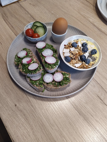 Opinii despre Mille Fleurs Café & More în Aspang Markt - Gastronomie und Hotellerie