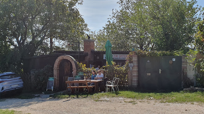 Woodys Waldheuriger - Gastronomie und Hotellerie